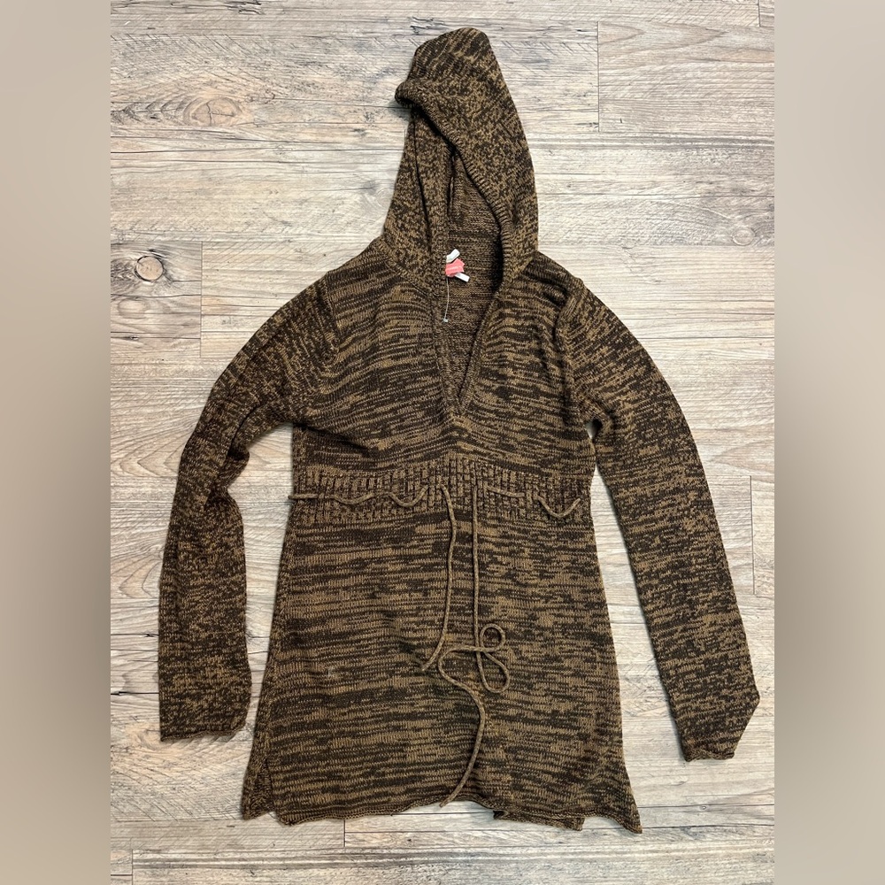 Cozy Fall Derek Heart Hooded Knit Sweater